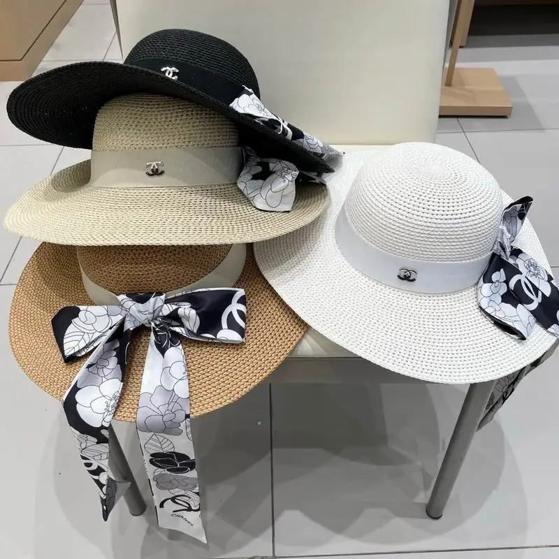 Chanel top hat 060927